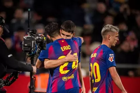 يامال ينقذ برشلونة من خسارة قاتلة أمام نيوكاسل في دوري الأبطال